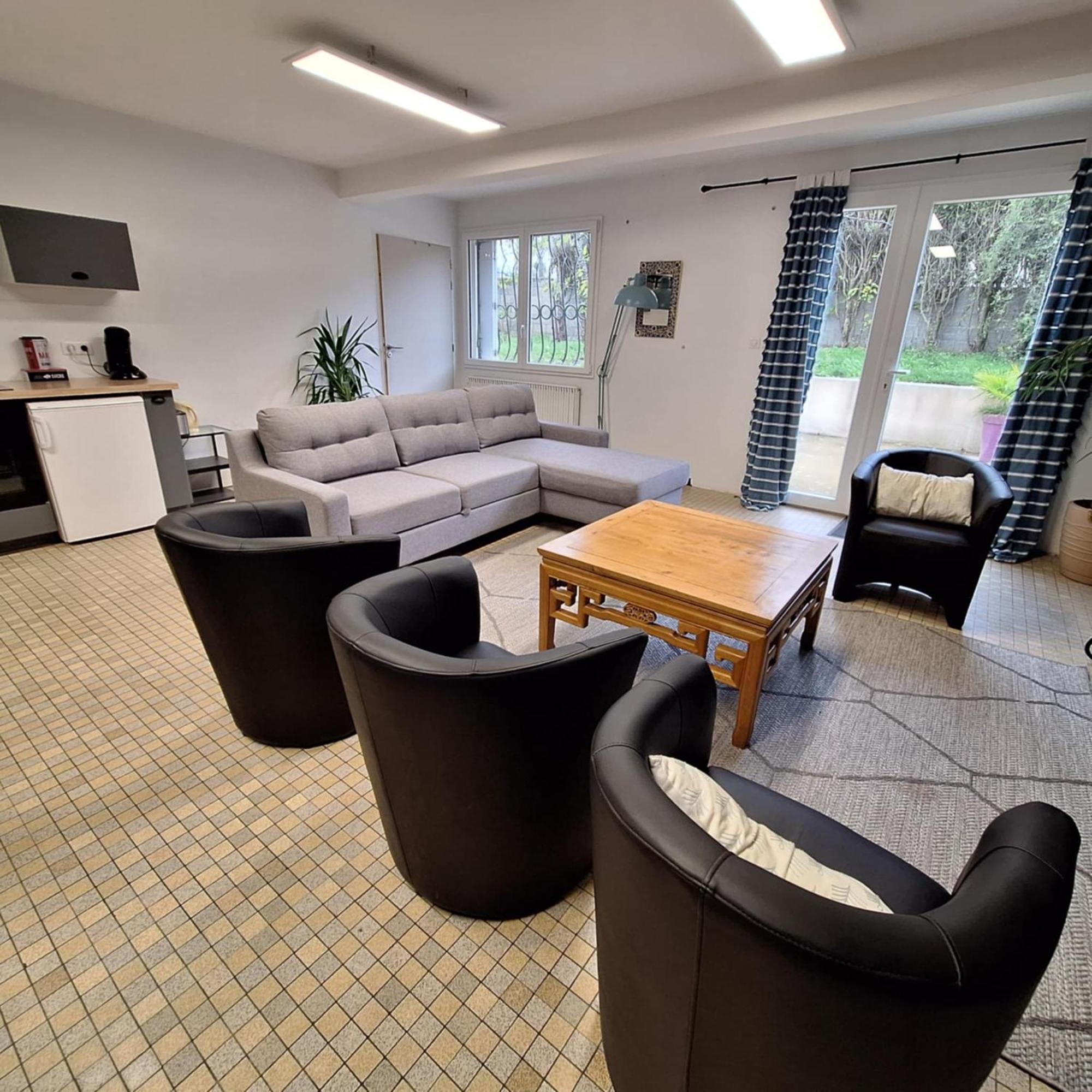 Appart Jardin Kennedy Cholet Extérieur photo
